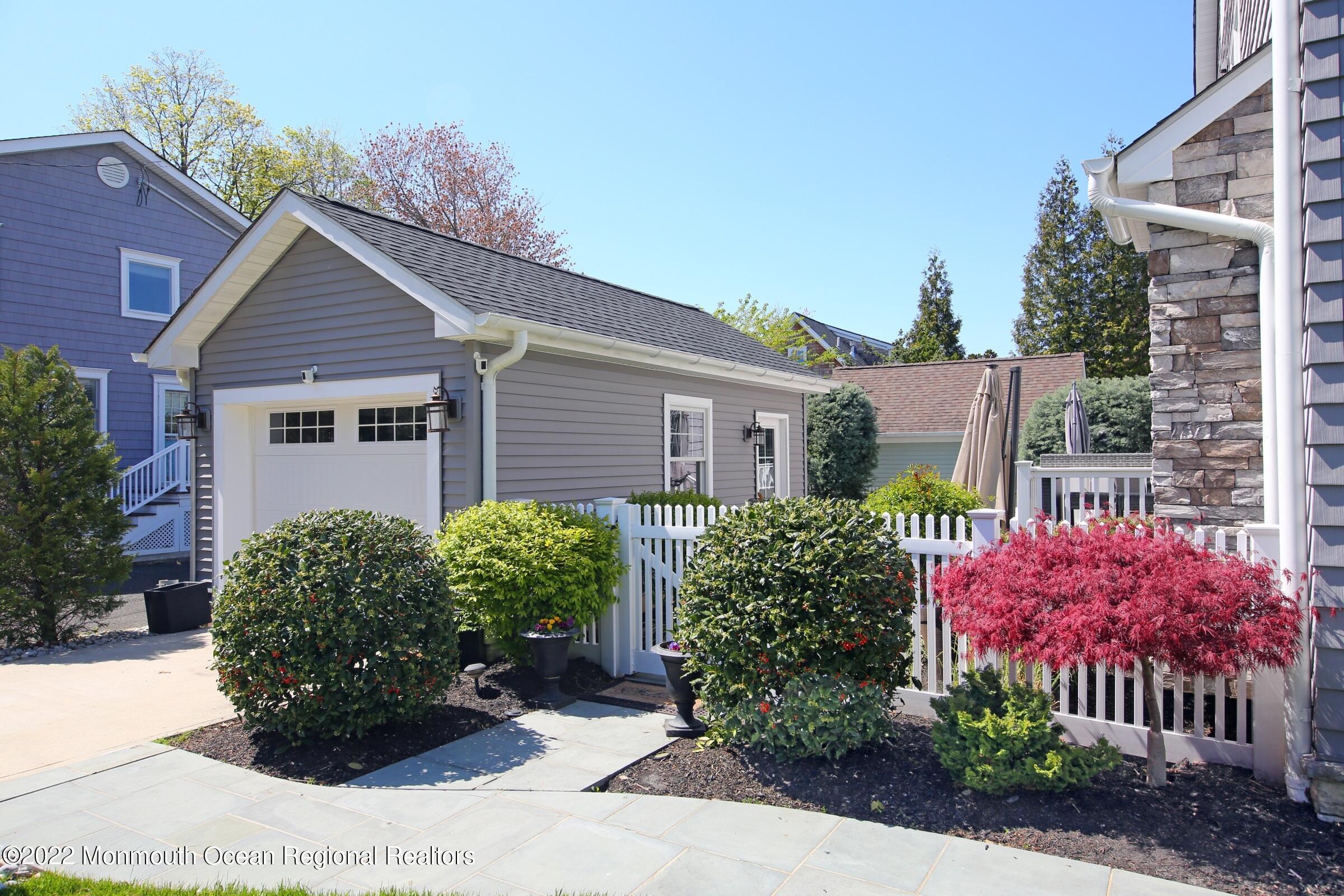 32 Ave Of Two Rivers Rumson, NJ 07760 - Photo 46 of 55 IMG_1513a