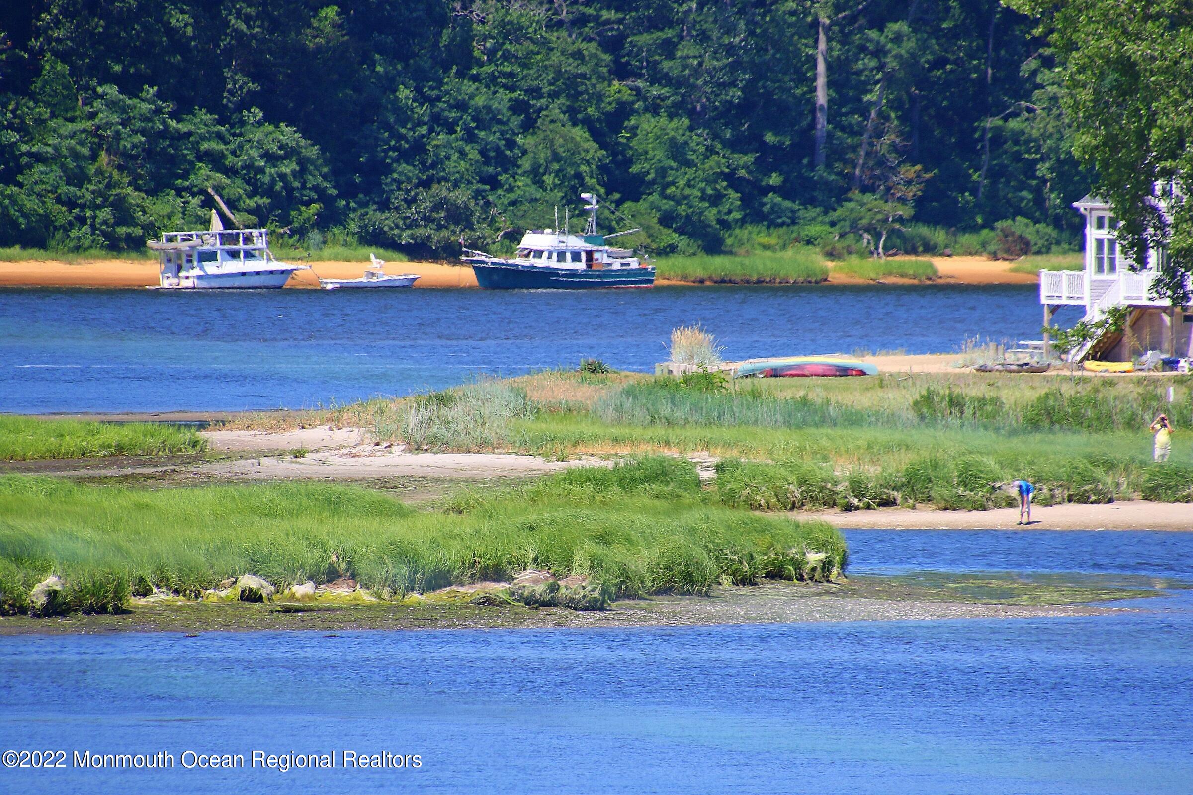 32 Ave Of Two Rivers Rumson, NJ 07760 - Photo 51 of 55 Waterview III