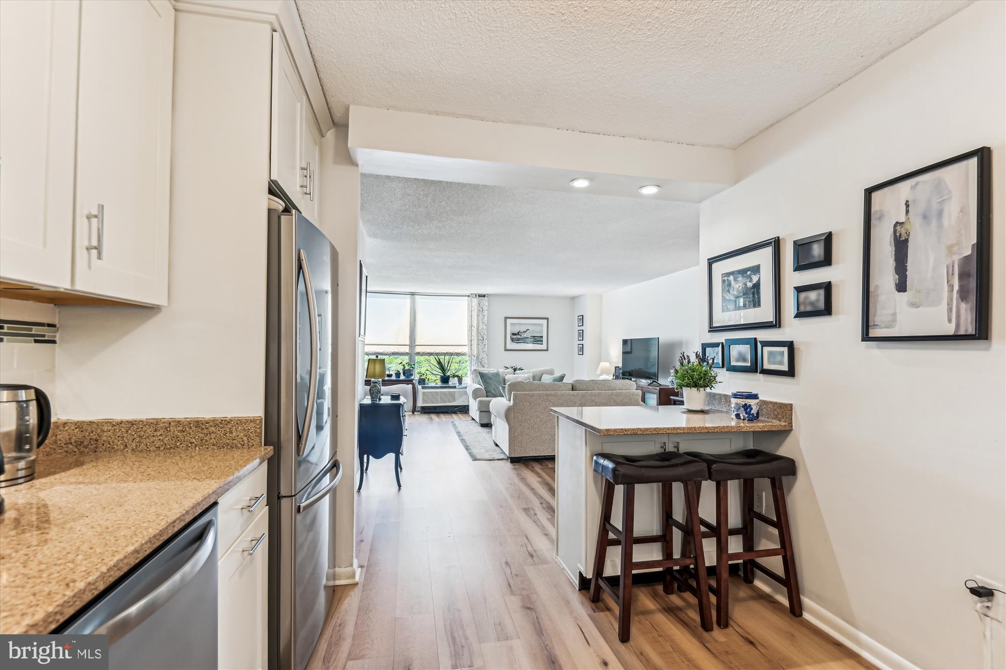 205 East Joppa Road, Unit 403 Baltimore, MD 21286 - Photo 14 of 51 Kitchen