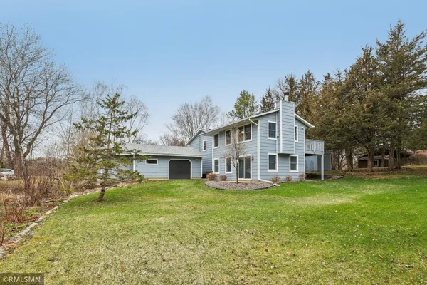 $425,000 | 30875 Montclair Drive, Lindstrom, MN 55045