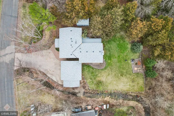 $425,000 | 30875 Montclair Drive, Lindstrom, MN 55045