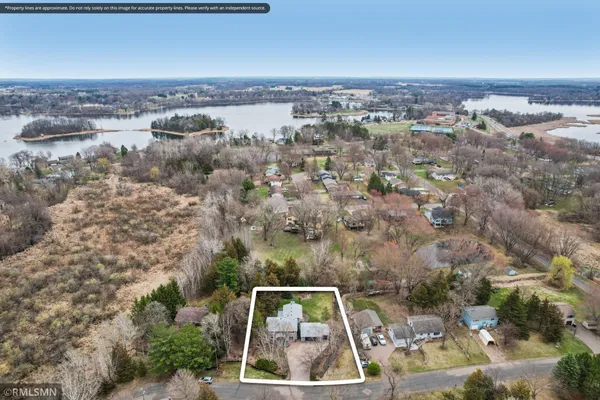 $425,000 | 30875 Montclair Drive, Lindstrom, MN 55045