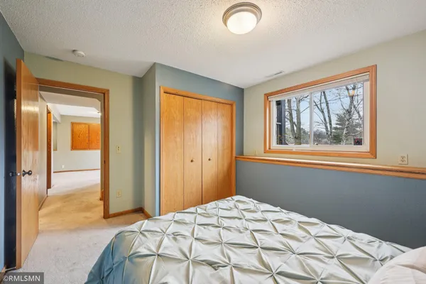 $425,000 | 30875 Montclair Drive, Lindstrom, MN 55045