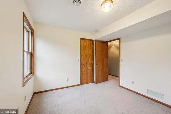 $425,000 | 30875 Montclair Drive, Lindstrom, MN 55045
