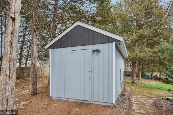 $425,000 | 30875 Montclair Drive, Lindstrom, MN 55045