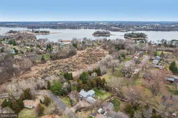 $425,000 | 30875 Montclair Drive, Lindstrom, MN 55045