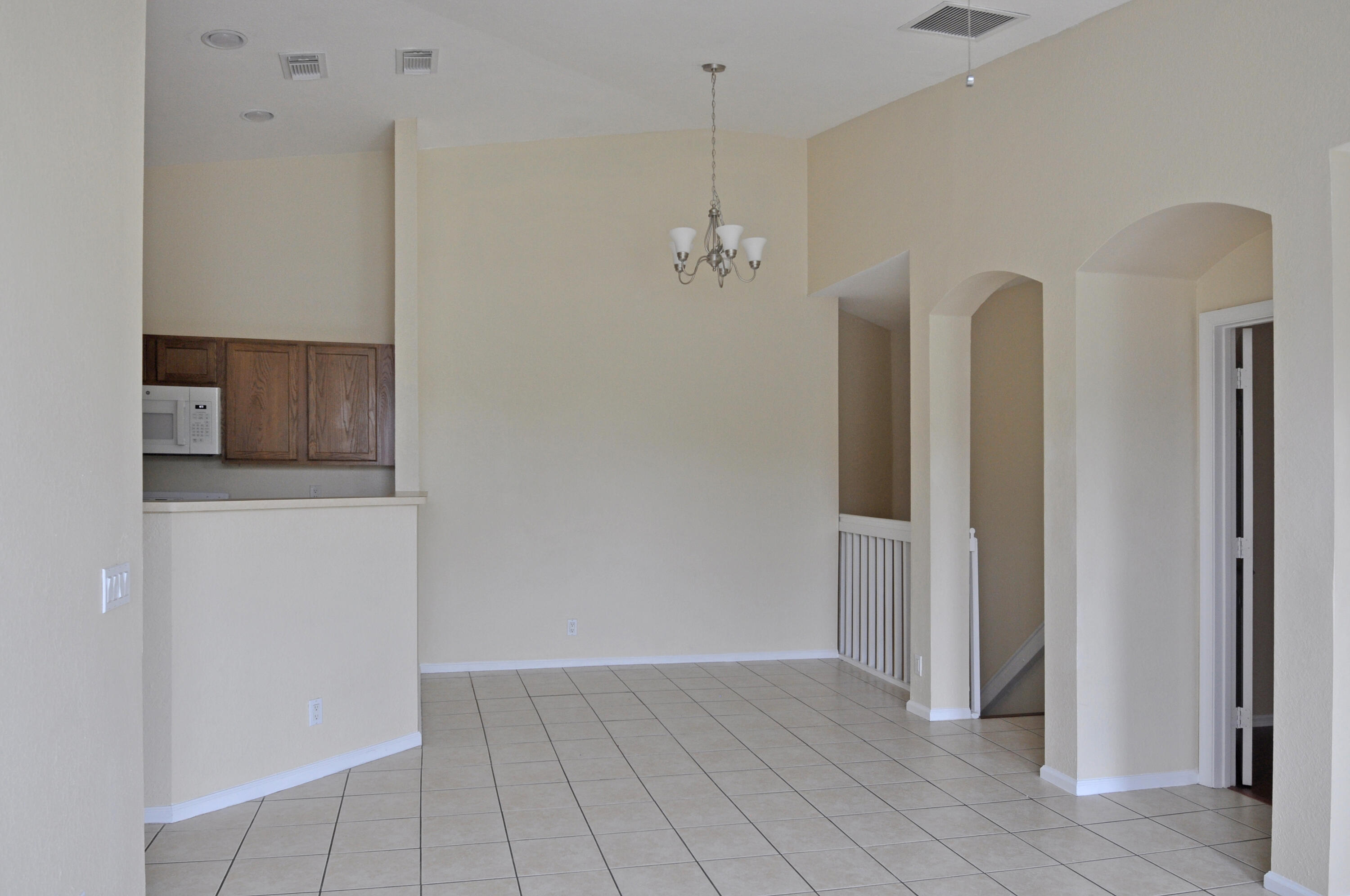 3217 Laurel Ridge Circle Riviera Beach, FL 33404 - Photo 15 of 24 DSC_0046-1