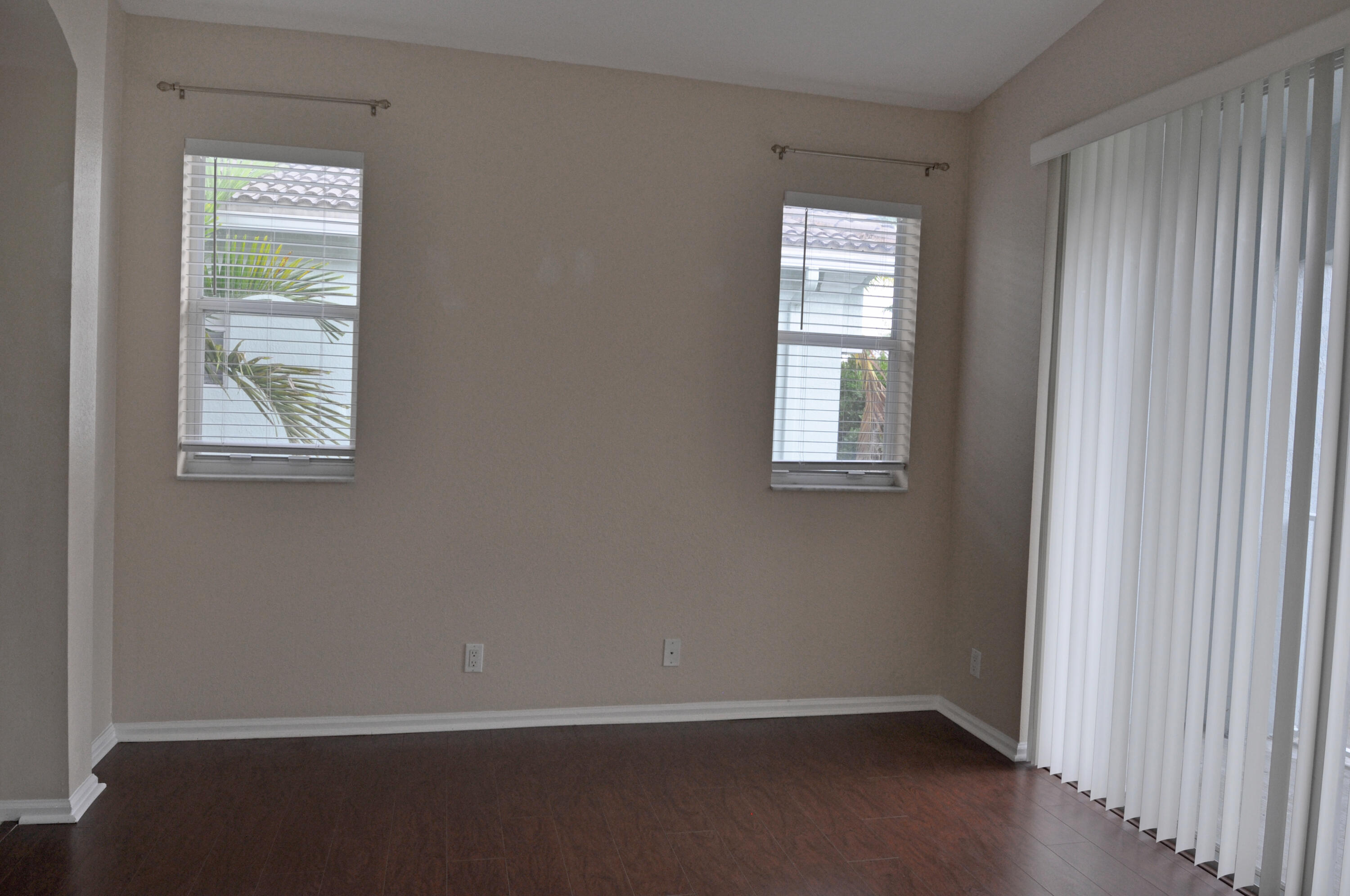 3217 Laurel Ridge Circle Riviera Beach, FL 33404 - Photo 17 of 24 DSC_0048-1