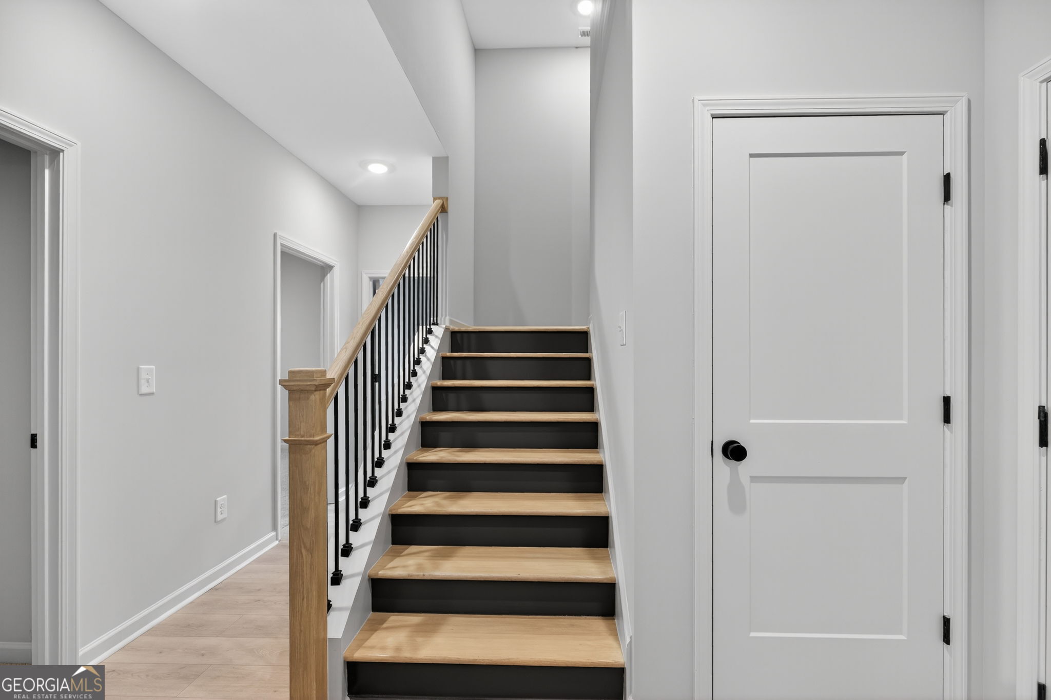 359 Gray Road Roopville, GA 30170 - Photo 35 of 46 a view of entryway with wooden floor and windows