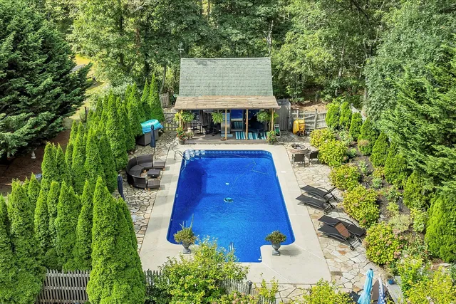 $2,499,000 | 25 Black Duck Cartway, Brewster, MA 02631