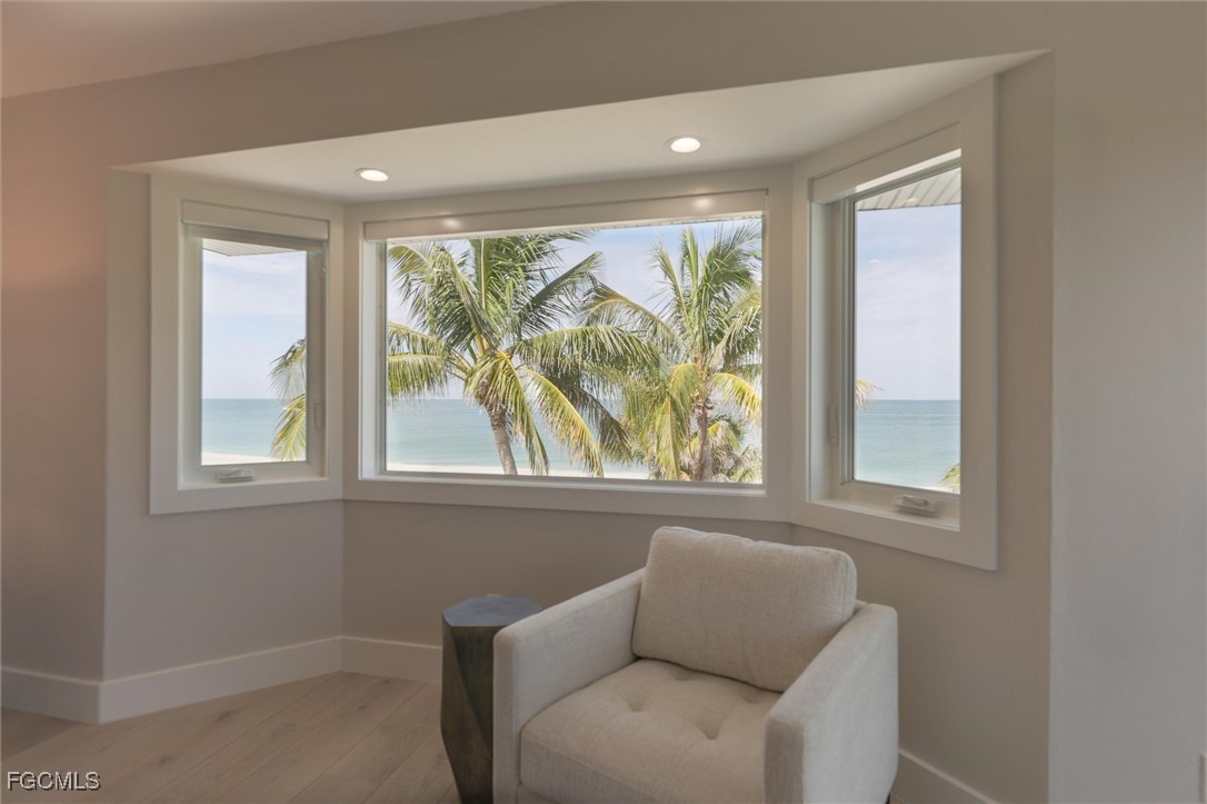 941 South Seas Plantation Road Captiva, FL 33924 - Photo 31 of 50 a living room with furniture and a window