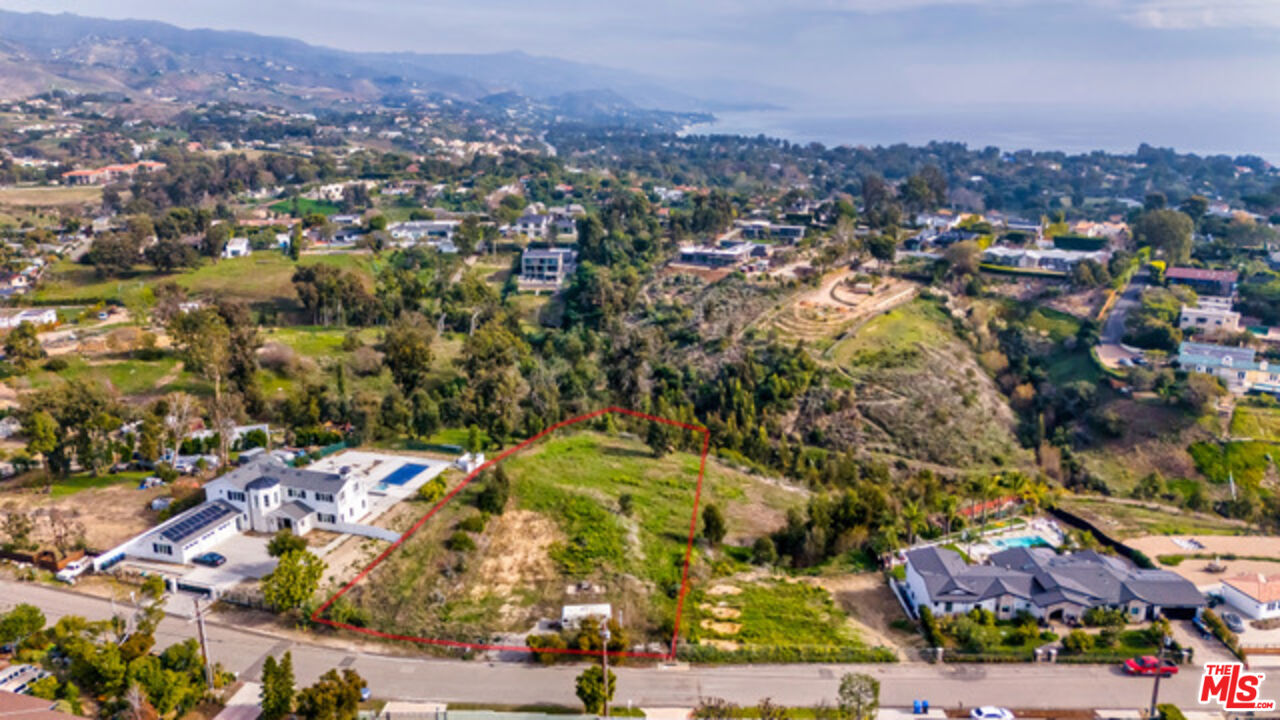6660 Wandermere Road Malibu, CA 90265 - Photo 17 of 29 an aerial view of residential houses with outdoor space