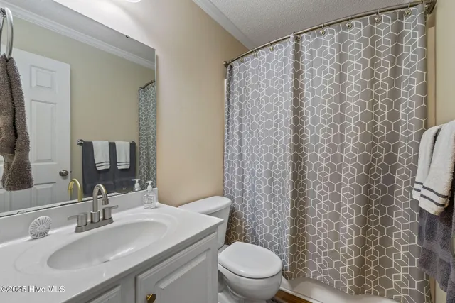 $260,000 | 104 Karrie Ann Place, Pikeville, NC 27863