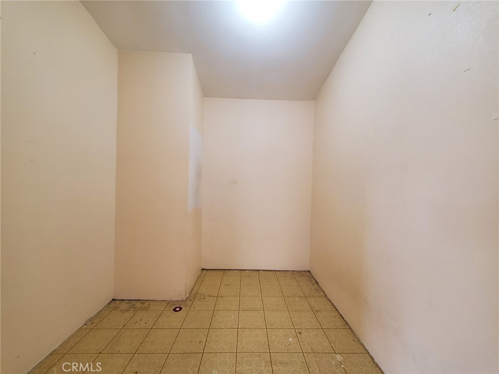 27361 Sierra Highway, Unit 19 Canyon Country, CA 91351 - Photo 22 of 26 a view of an empty room