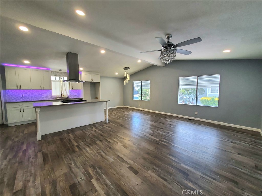 27361 Sierra Highway, Unit 19 Canyon Country, CA 91351 - Photo 8 of 26 a view of kitchen and windows