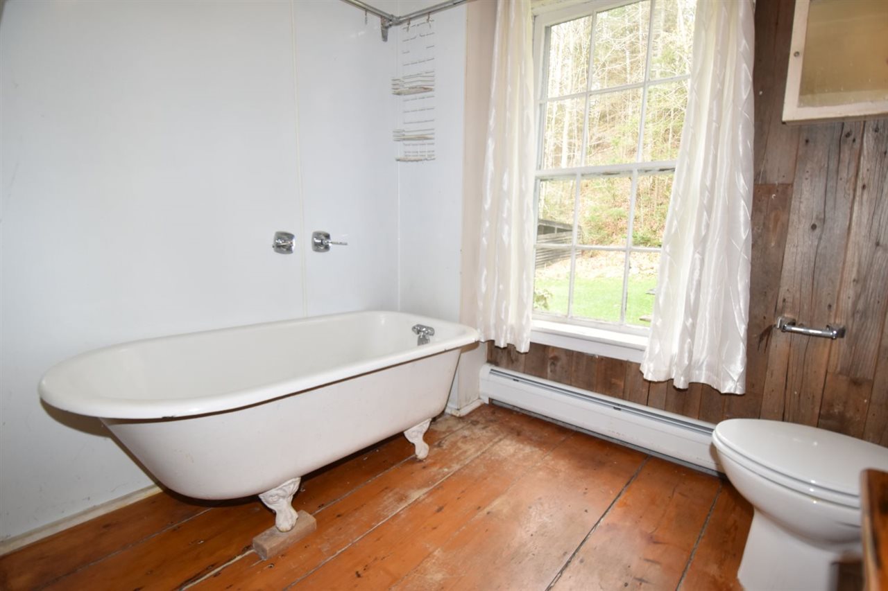 3171 Brook Road Plainfield, VT 05667 - Photo 16 of 36