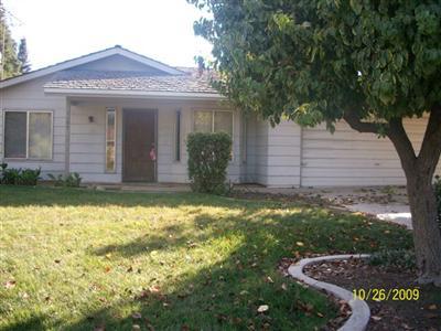1197 East Santa Rosa Street Reedley, CA 93654 - Photo 2 of 3 Gallery Image 2