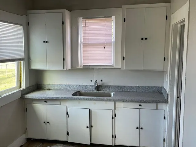 $1,350 | 724 Orange Avenue, Port Arthur, TX 77640