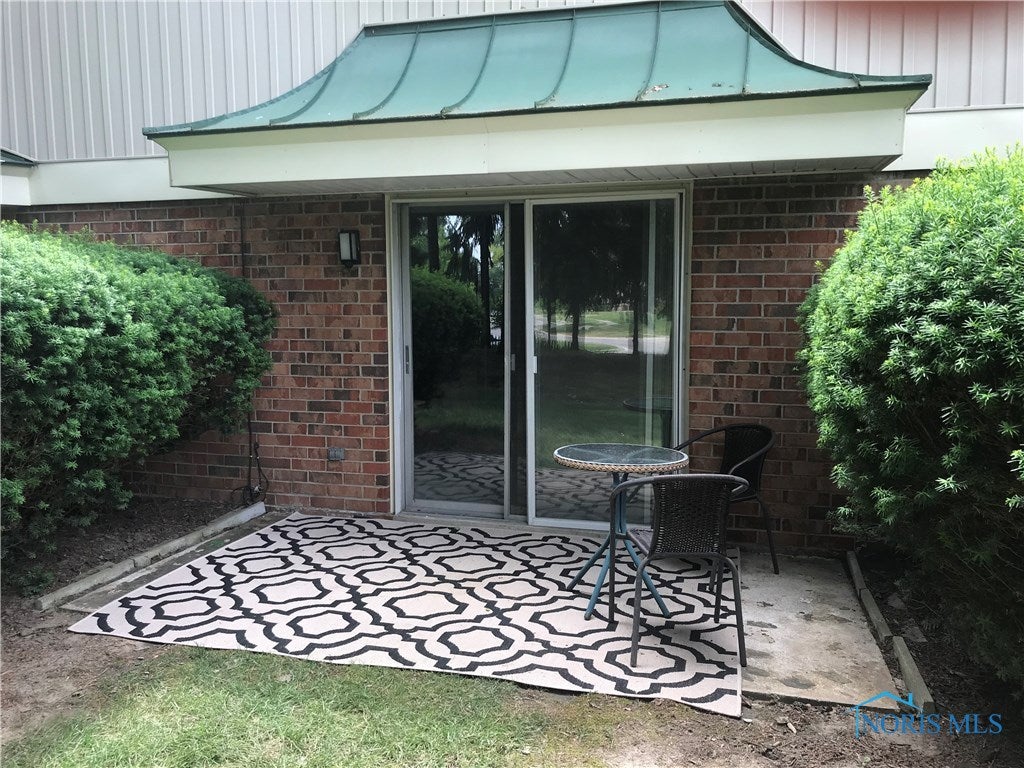 2266 Rockspring Road Toledo, OH 43614 - Photo 5 of 10 Gallery Image 5