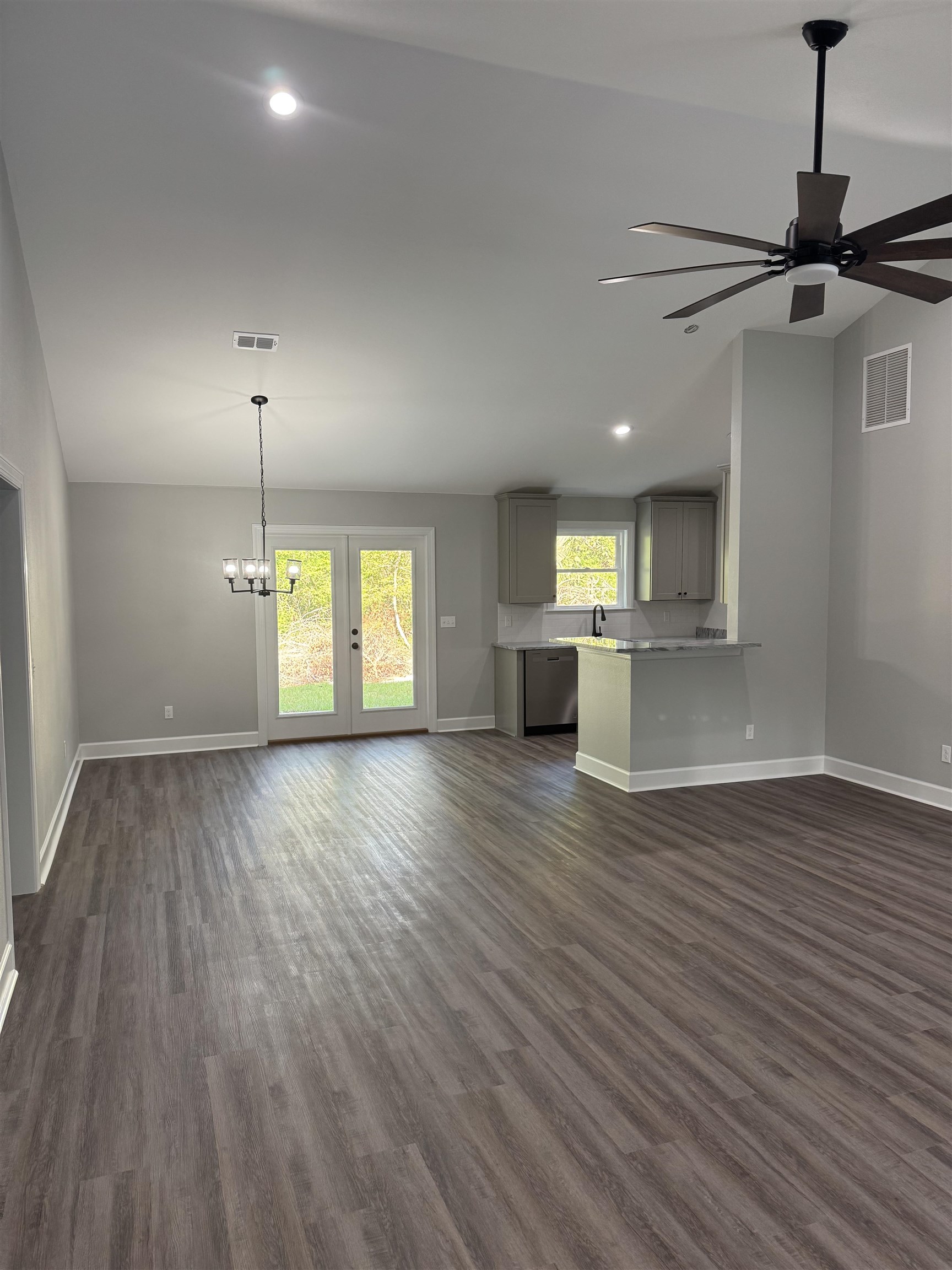 184 Choctaw Road Crawfordville, FL 32327 - Photo 10 of 13 Gallery Image 10
