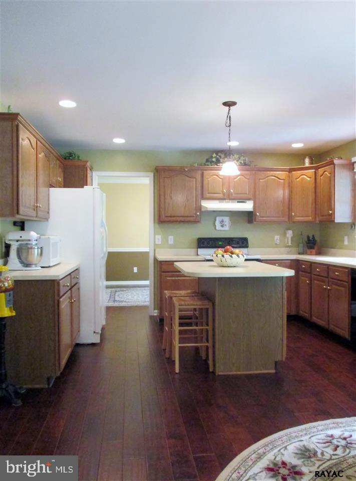 139 Meadow Road York, PA 17406 - Photo 14 of 35 Gallery Image 14