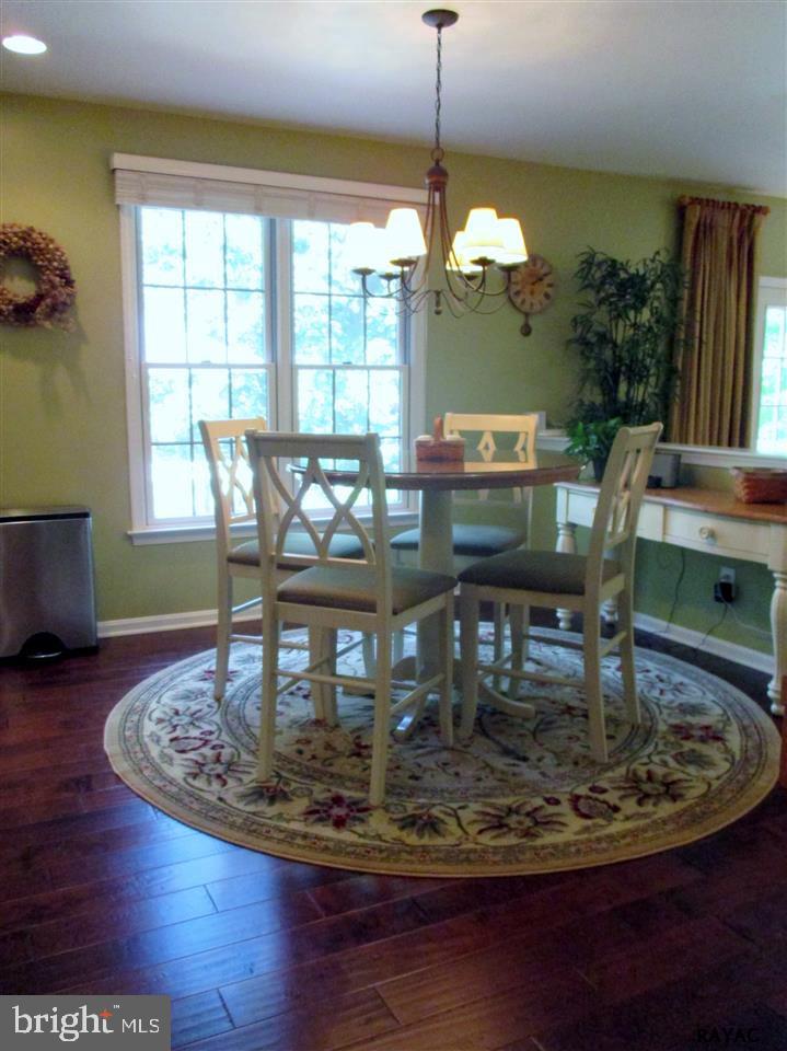 139 Meadow Road York, PA 17406 - Photo 15 of 35 Gallery Image 15
