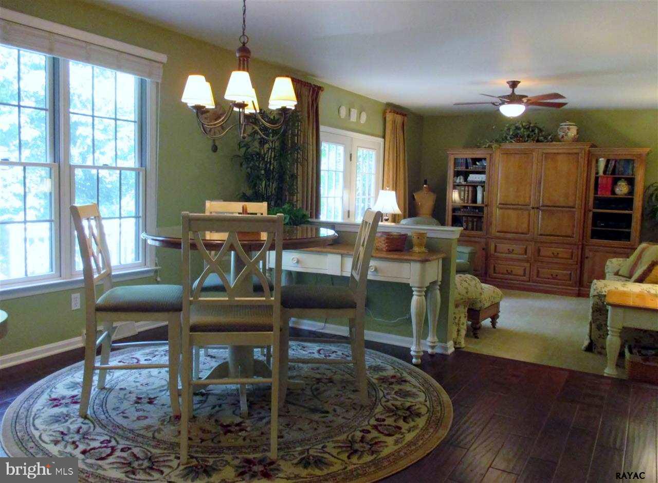 139 Meadow Road York, PA 17406 - Photo 16 of 35 Gallery Image 16