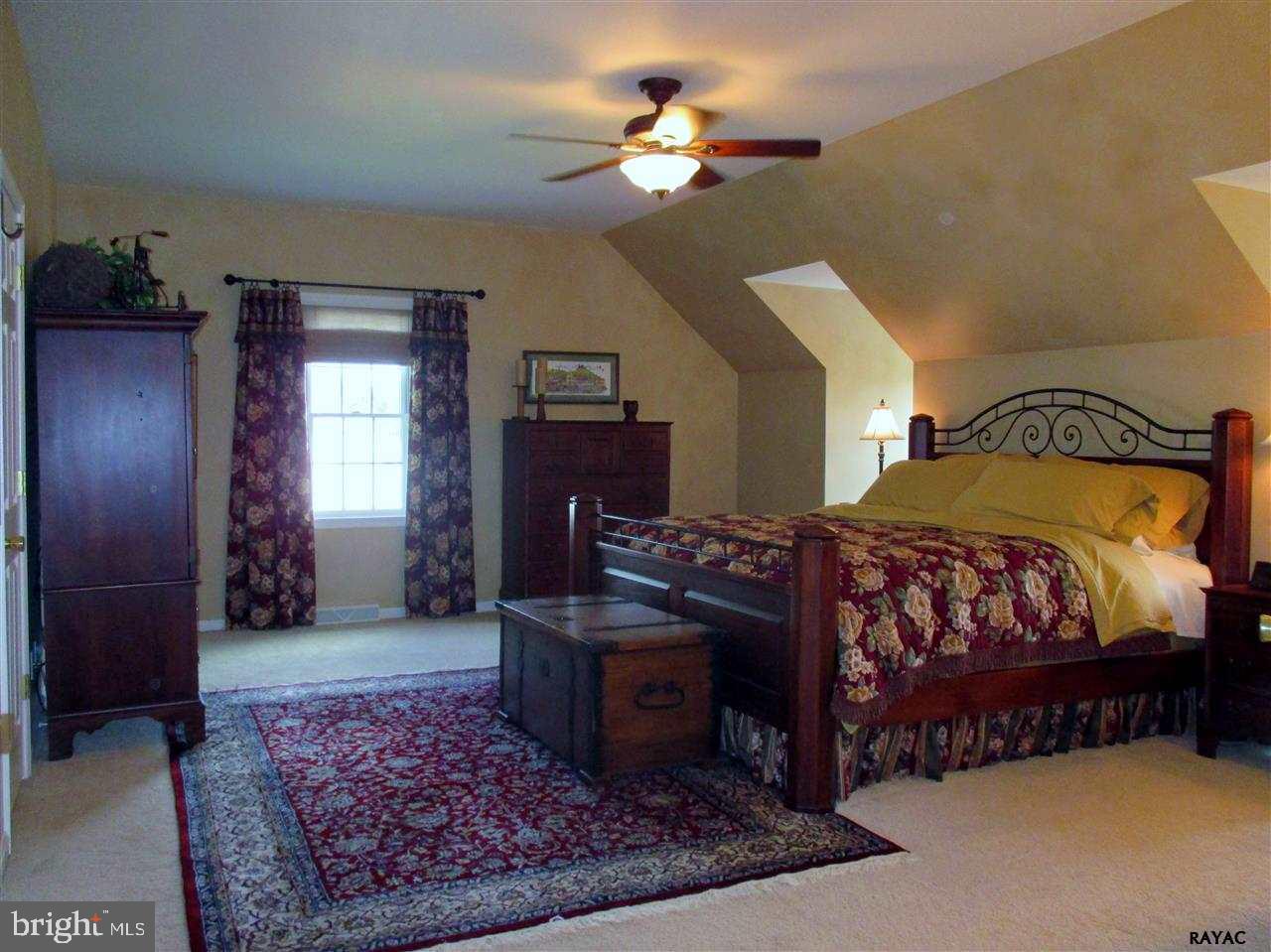 139 Meadow Road York, PA 17406 - Photo 19 of 35 Gallery Image 19
