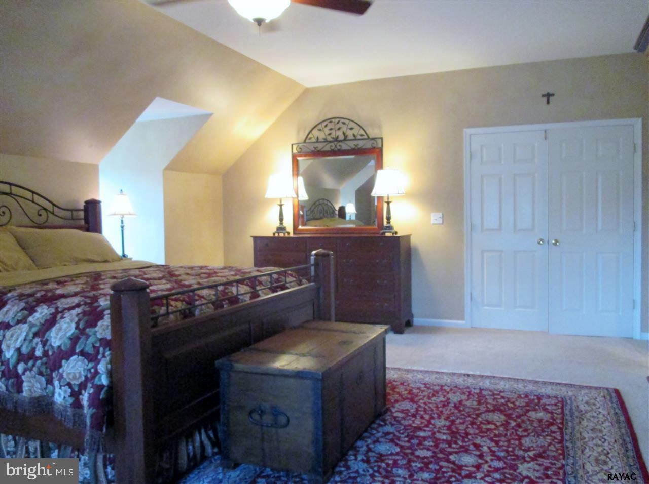 139 Meadow Road York, PA 17406 - Photo 20 of 35 Gallery Image 20