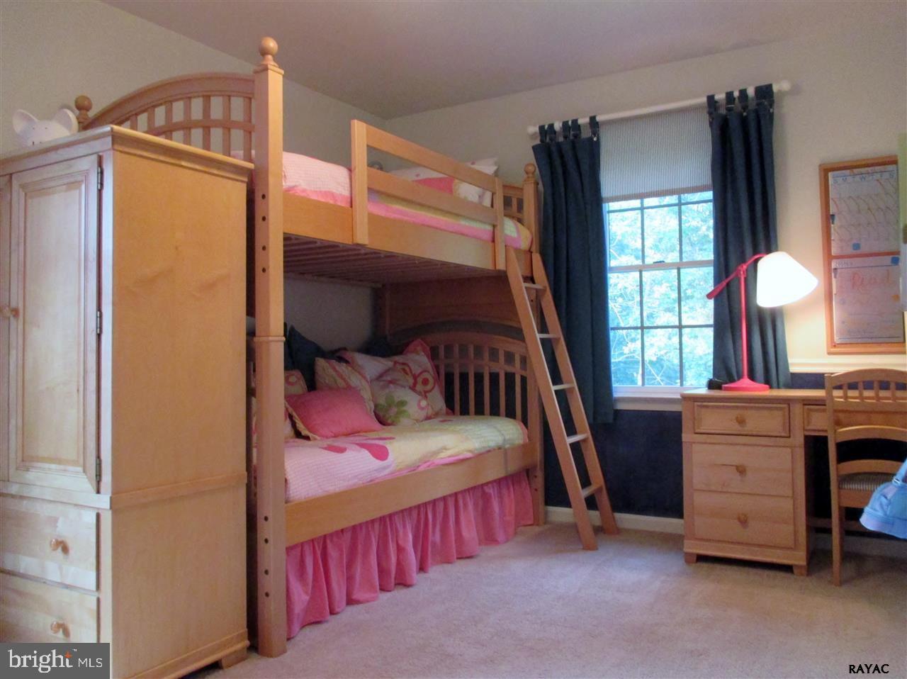 139 Meadow Road York, PA 17406 - Photo 24 of 35 Gallery Image 24