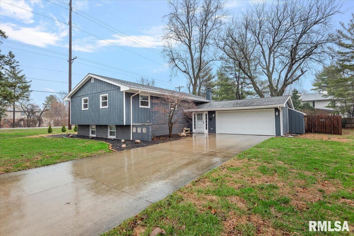 2 Interlacken Road Springfield, IL 62704 - Photo 2 of 35