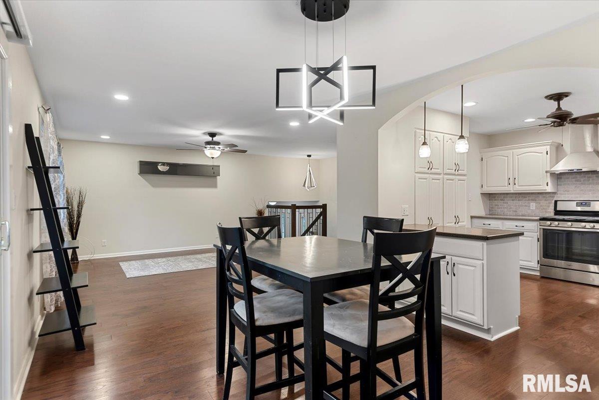 2 Interlacken Road Springfield, IL 62704 - Photo 10 of 35