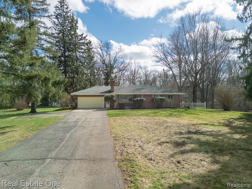 515 Whims Lane Rochester, MI 48306 - Photo 33 of 47 Gallery Image 33