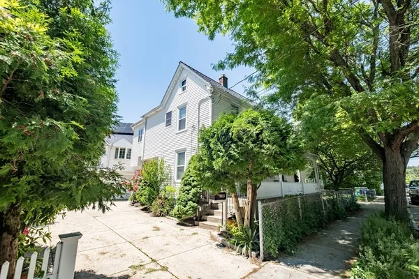 $5,900 | 19 Faxon Street, Unit F, Newton, MA 02458