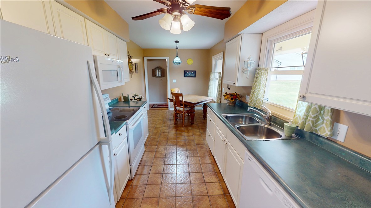 1101 Wilkin Road Danville, IL 61832 - Photo 18 of 37 Gallery Image 18