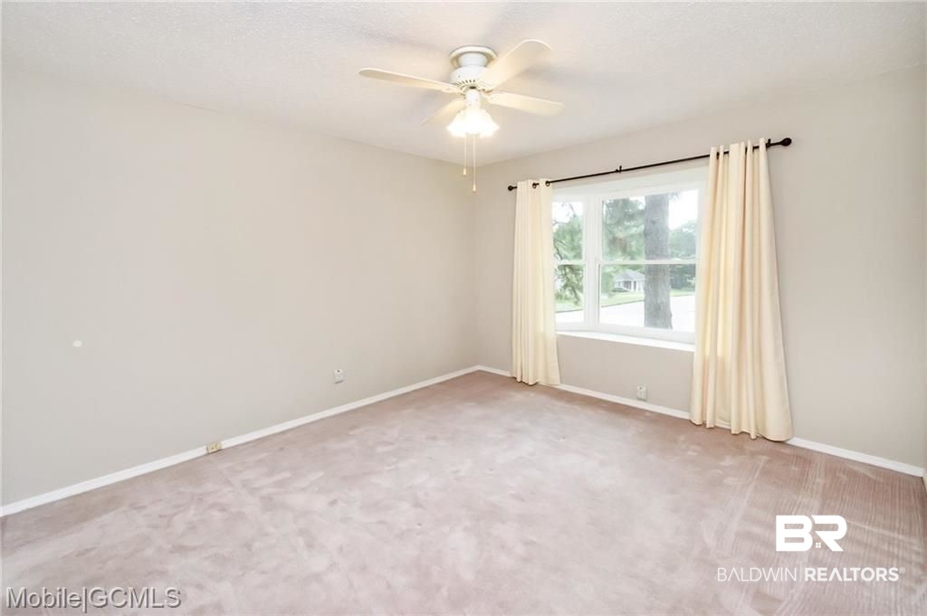 5736 Green Tree Road Mobile, AL 36609 - Photo 18 of 32
