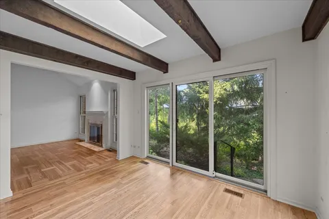 $725,000 | 8 Warrington Drive, Lake Bluff, IL 60044