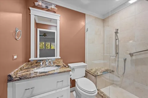 $725,000 | 8 Warrington Drive, Lake Bluff, IL 60044