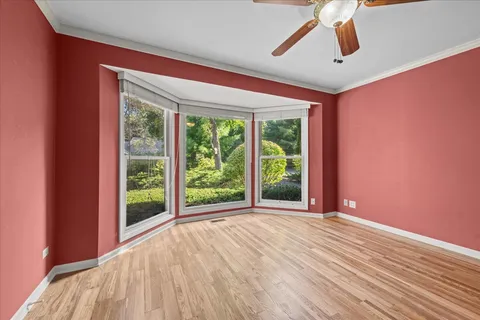 $725,000 | 8 Warrington Drive, Lake Bluff, IL 60044