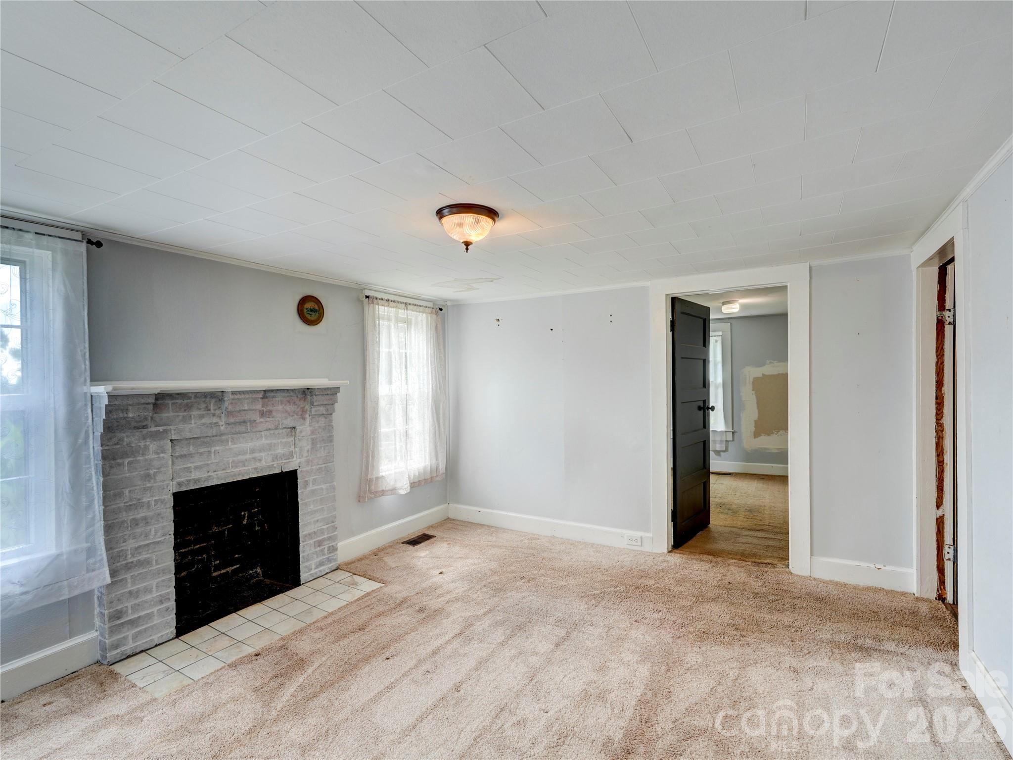 7049 Austin Little Mountain Road Elkin, NC 28621 - Photo 3 of 46