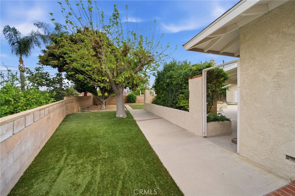 22236 Victoria Street Grand Terrace, CA 92313 - Photo 28 of 35