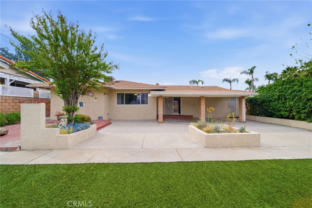 22236 Victoria Street Grand Terrace, CA 92313 - Photo 3 of 35