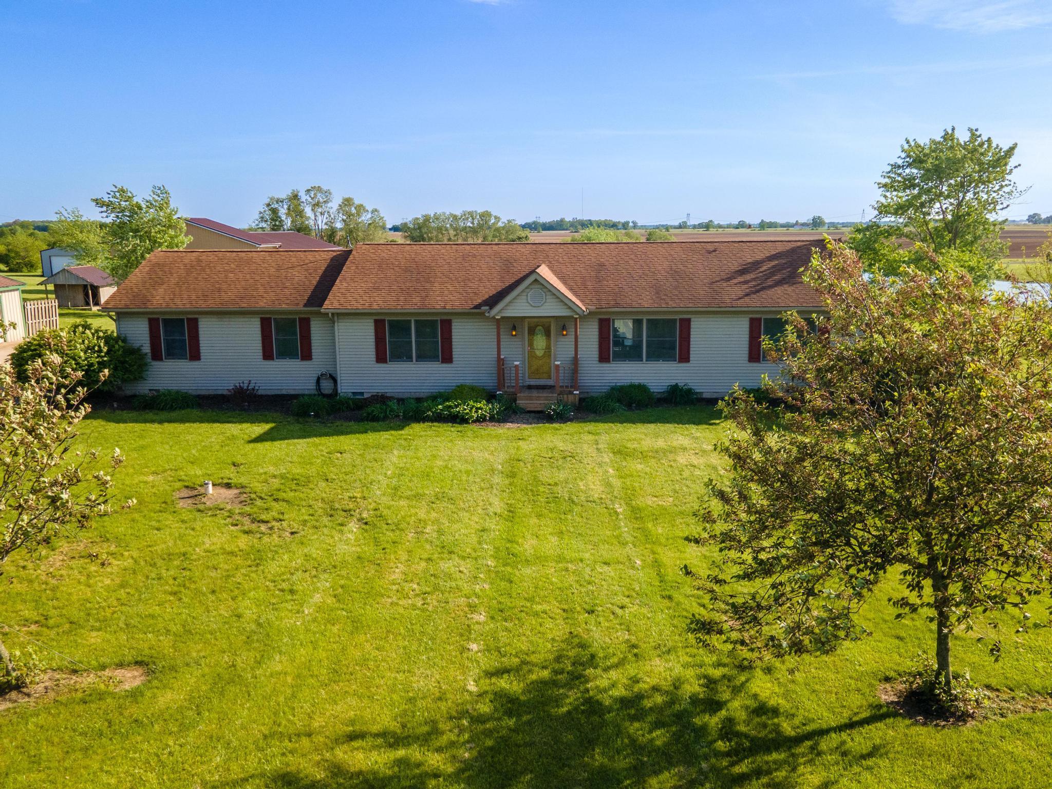 19849 London Road Circleville, OH 43113 - Photo 47 of 71 19849 London Road Drone 2
