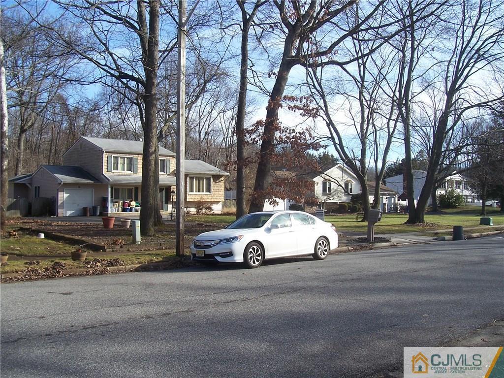 8 Becket Road Manalapan, NJ 07726 - Photo 3 of 20 Gallery Image 3