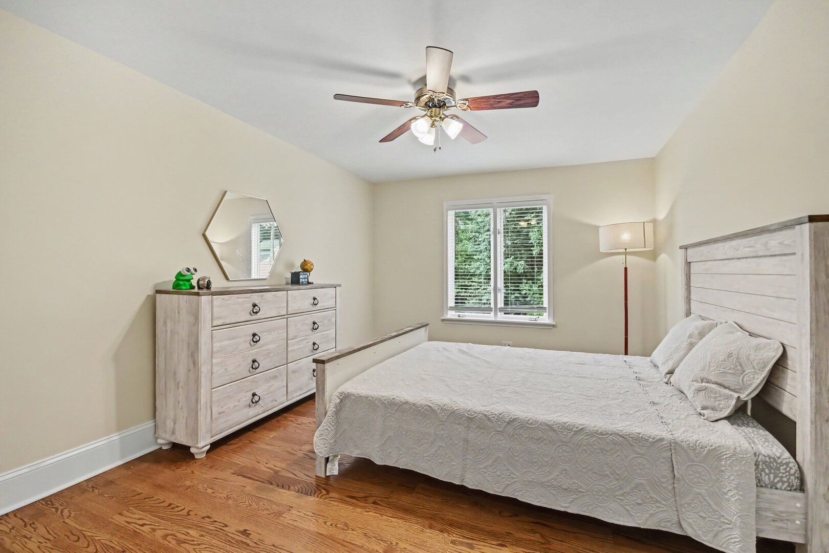 615 East Bailey Road Naperville, IL 60565 - Photo 18 of 32