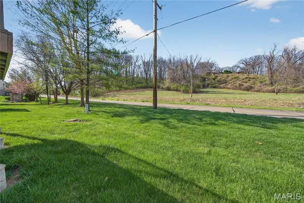 $310,000 | 12 Shimmering Lake Court, St. Charles, MO 63301