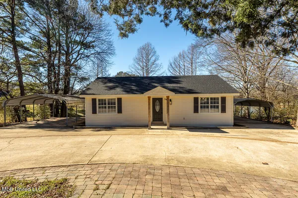 $288,000 | 387 Black Bear Cove, Hernando, MS 38632