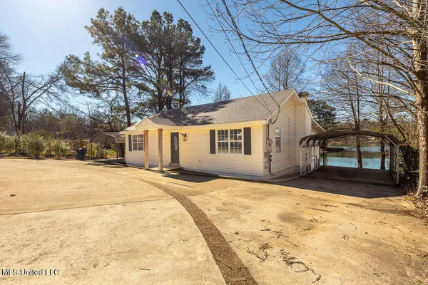 $288,000 | 387 Black Bear Cove, Hernando, MS 38632