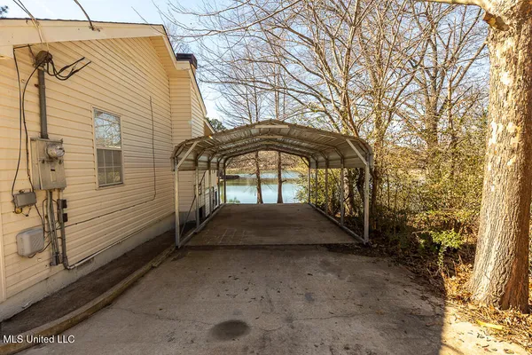 $288,000 | 387 Black Bear Cove, Hernando, MS 38632