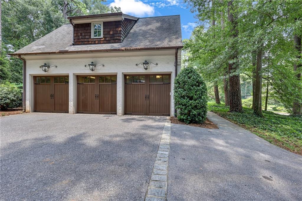 425 Broadland Road Northwest Atlanta, GA 30342 - Photo 18 of 58